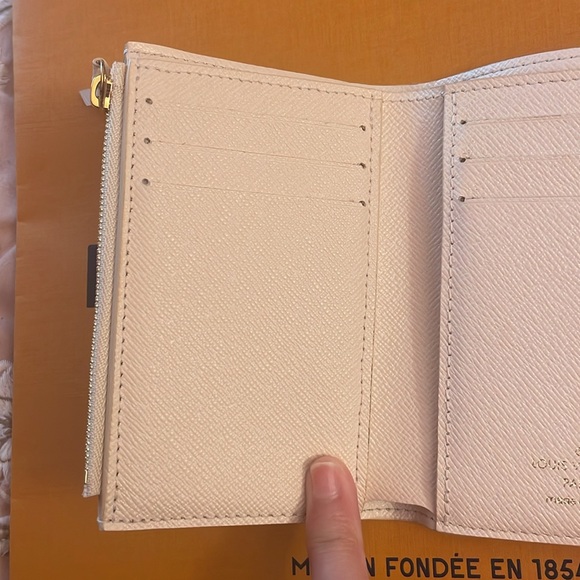 Louis Vuitton Nautical Victorine Wallet (box and dustbag included) - Picture 5 of 17